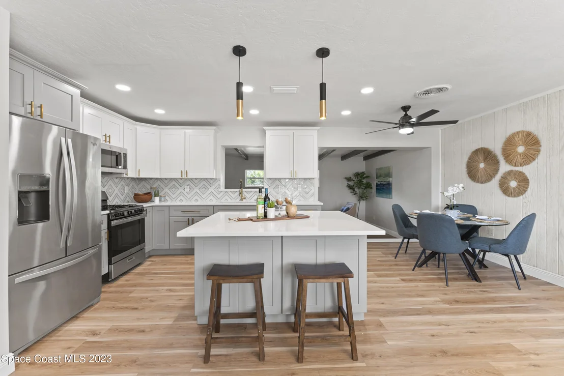 Photo of 135 Melaleuca Drive