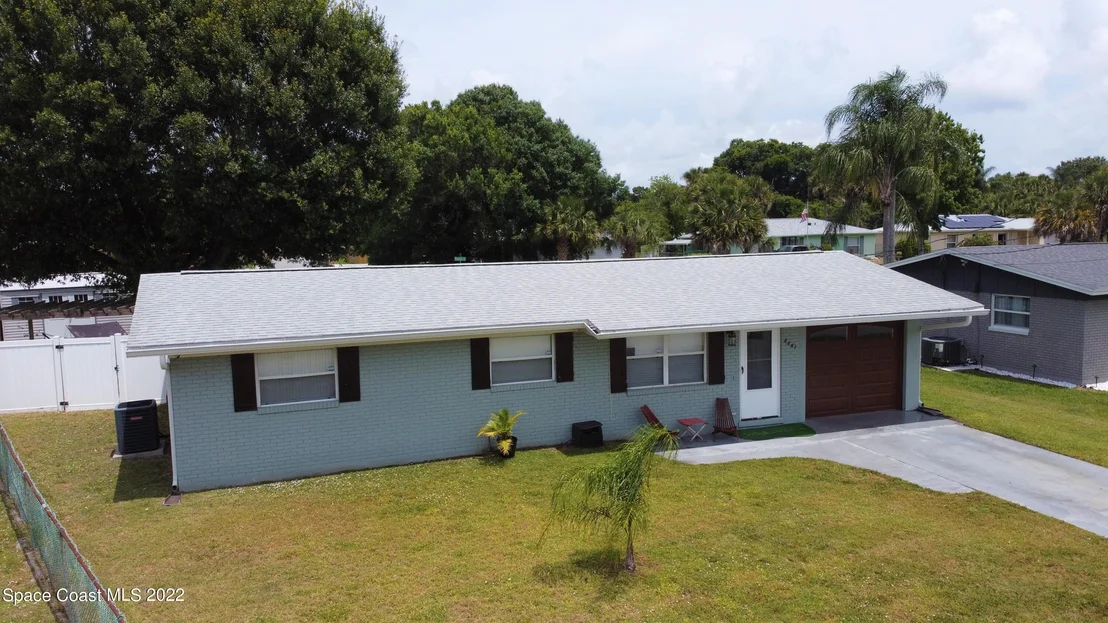 Photo of 2561 Stratford Drive