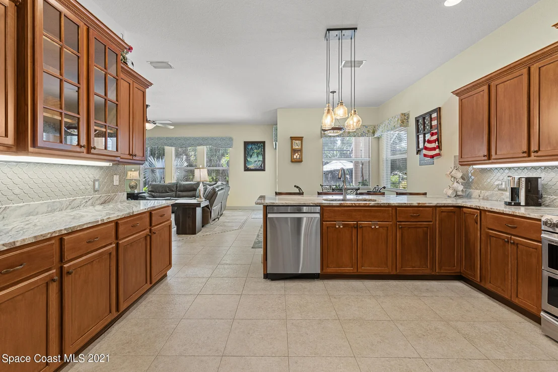 Photo of 170 Ridgemont Circle SE