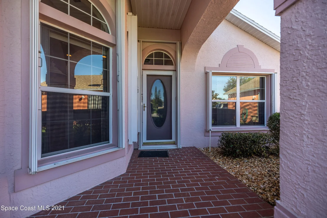 Photo of 2326 Hidden Pine Lane NE