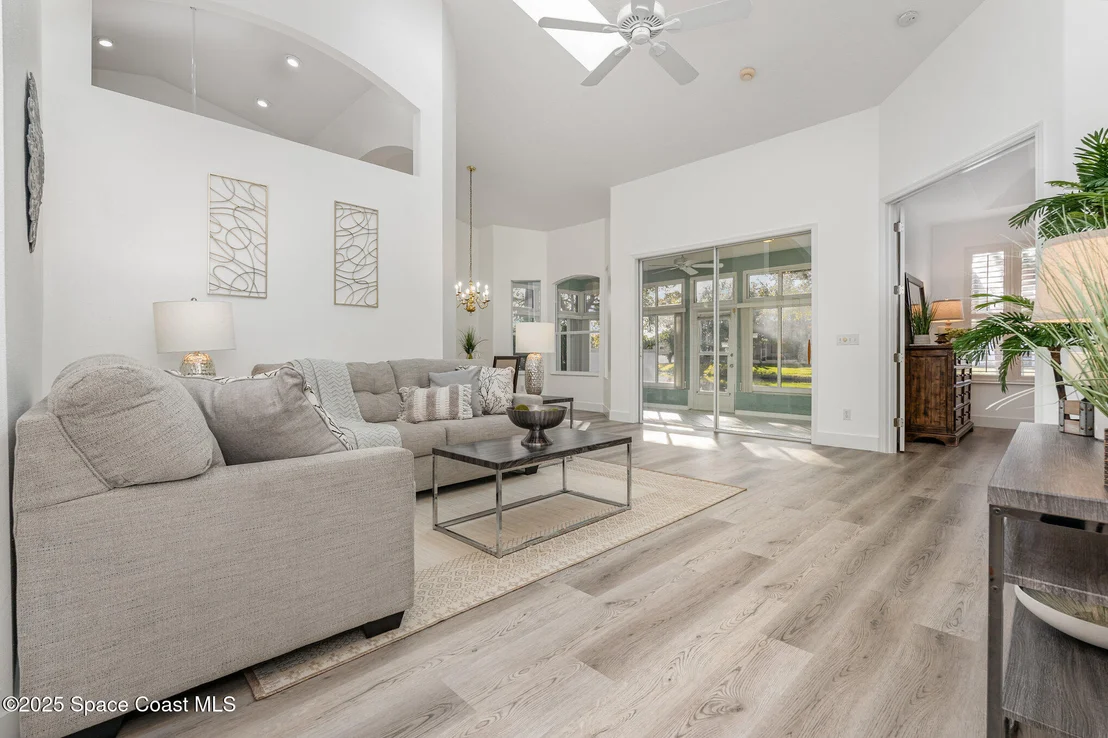 Photo of 361 Shell Cove Drive