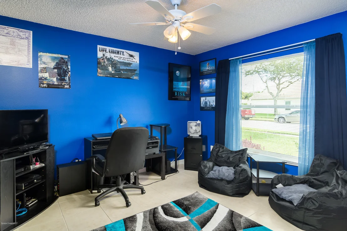 Photo of 2881 Saint James Lane