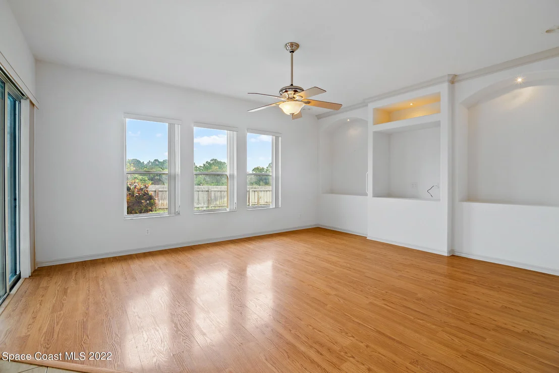 Photo of 5713 Newbury Circle