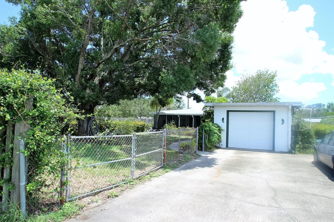 Photo of 310 Vesta Circle
