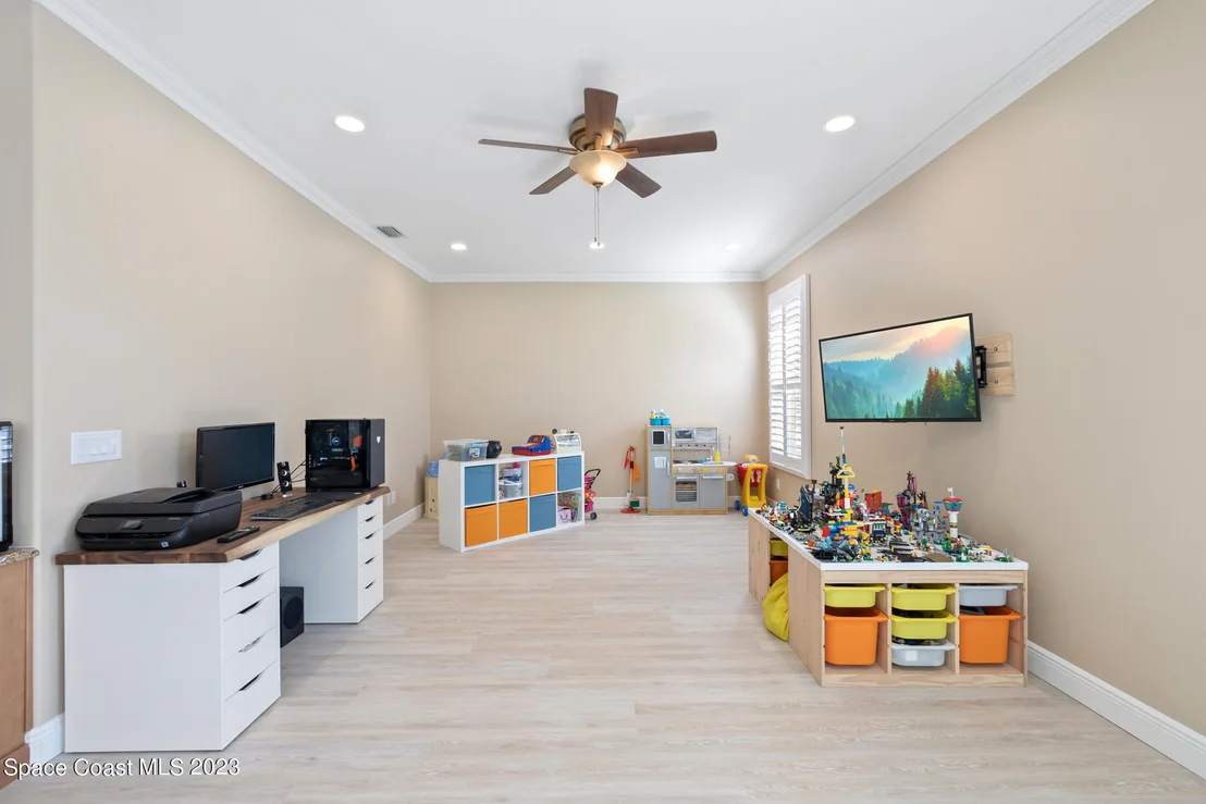 Photo of 5847 Arlington Circle