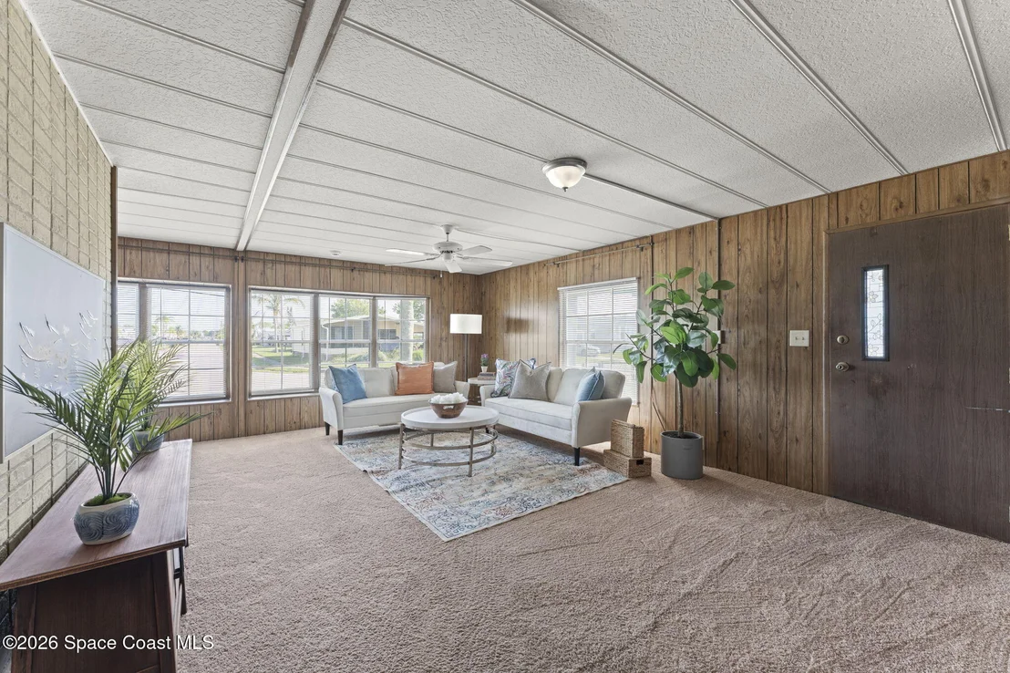 Photo of 2374 Royal Palm Drive NE