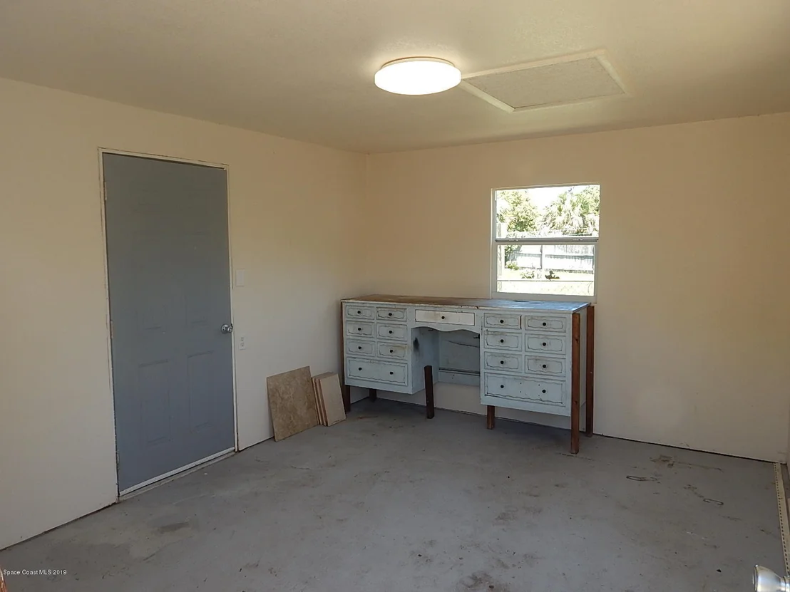 Photo of 2710 Hereford Road