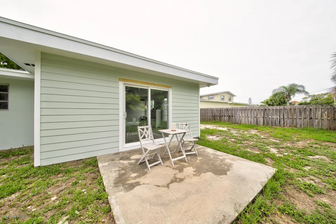 Photo of 1114 Seminole Drive