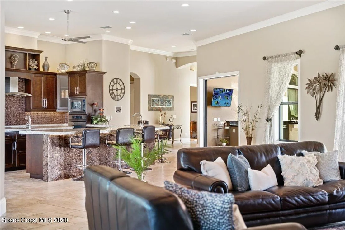 Photo of 924 Derby Lane