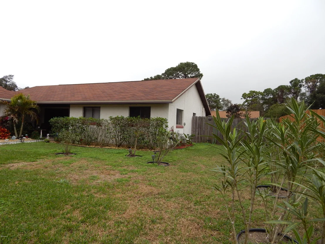 Photo of 7058 Bayfront Road