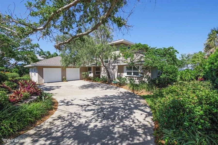 Photo of 839 Indian River Drive
