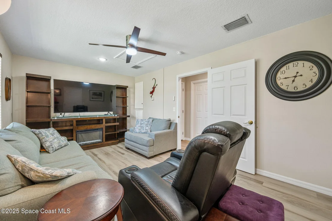Photo of 312 Barrymore Drive