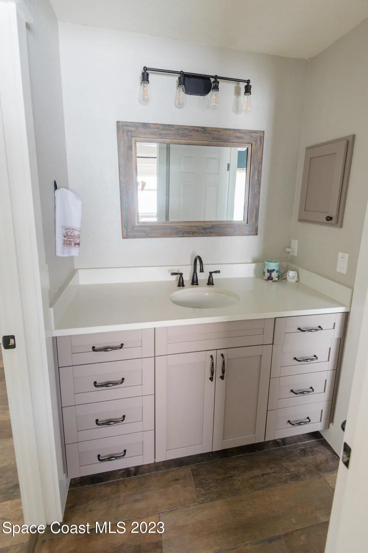 Photo of 4569 Chastain Drive
