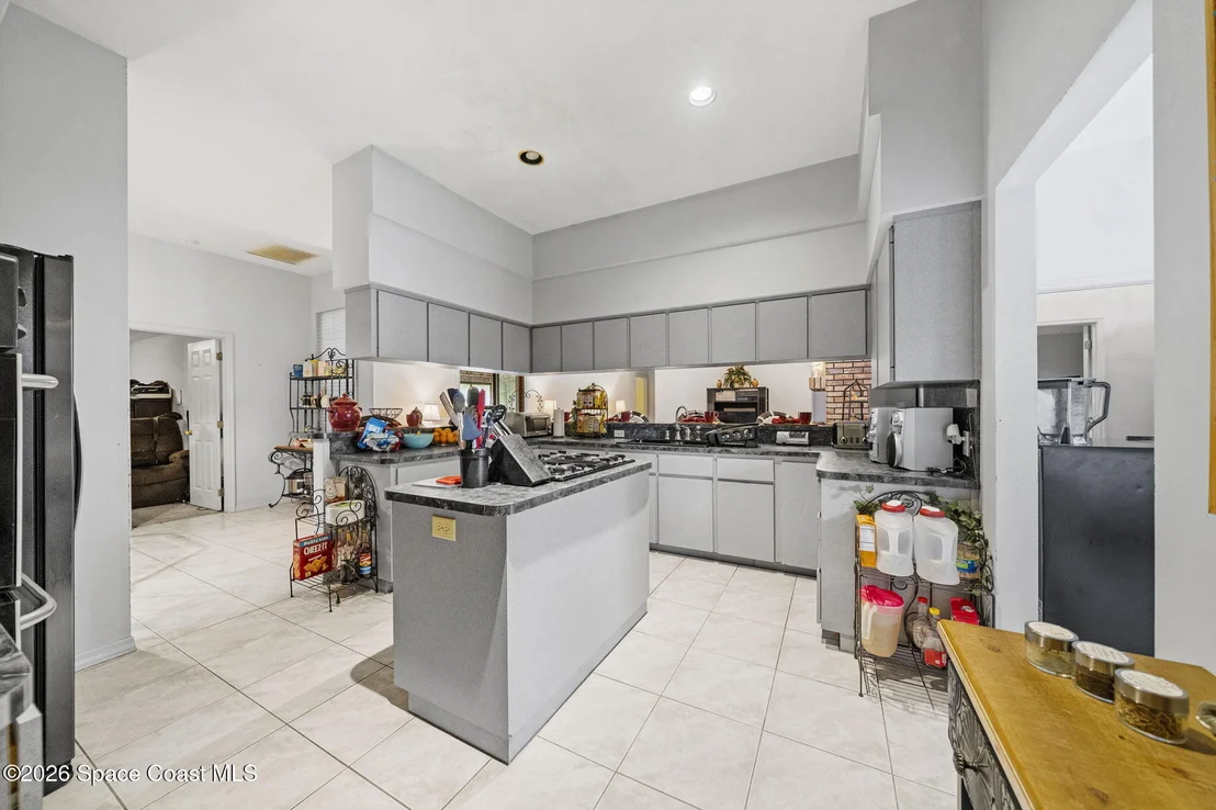 Photo of 2180 Figtree Drive