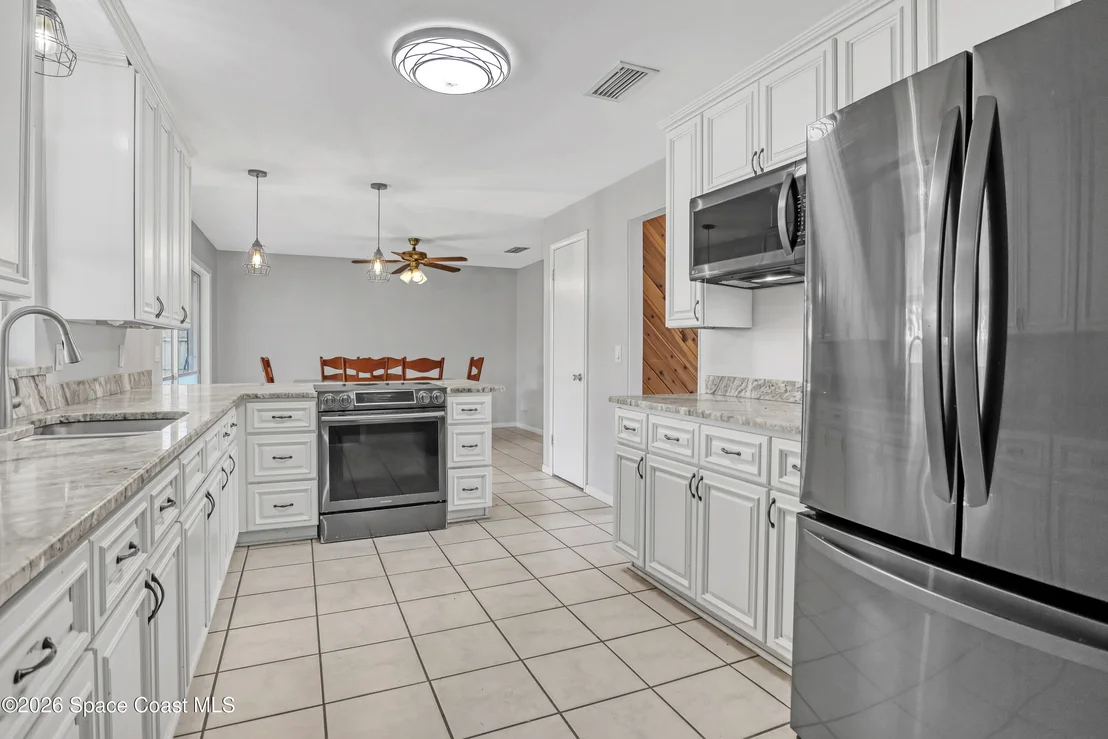 Photo of 1078 Hermosa Drive