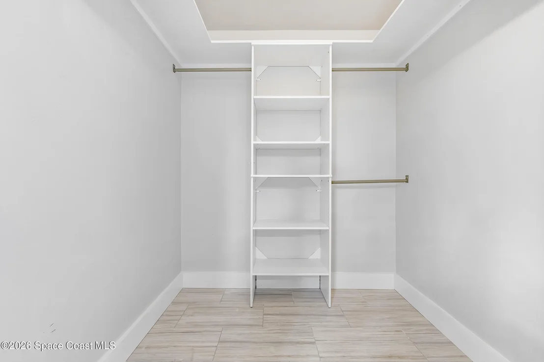 Photo of 6765 Angeles Road