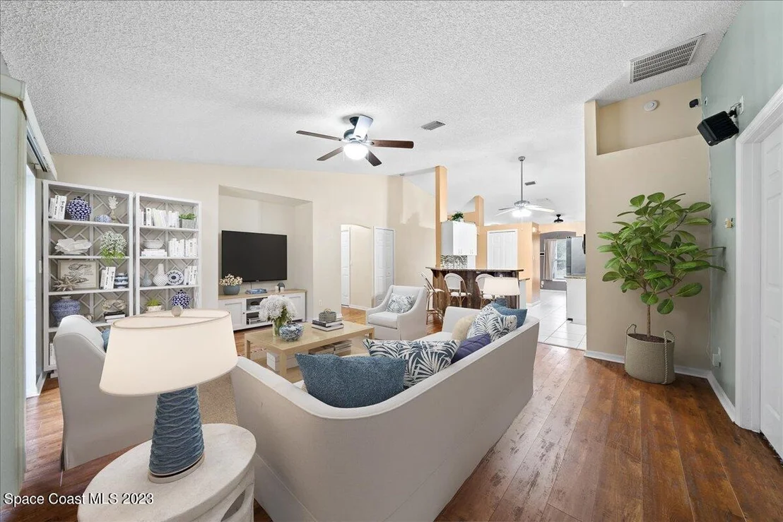Photo of 545 Arabella Lane