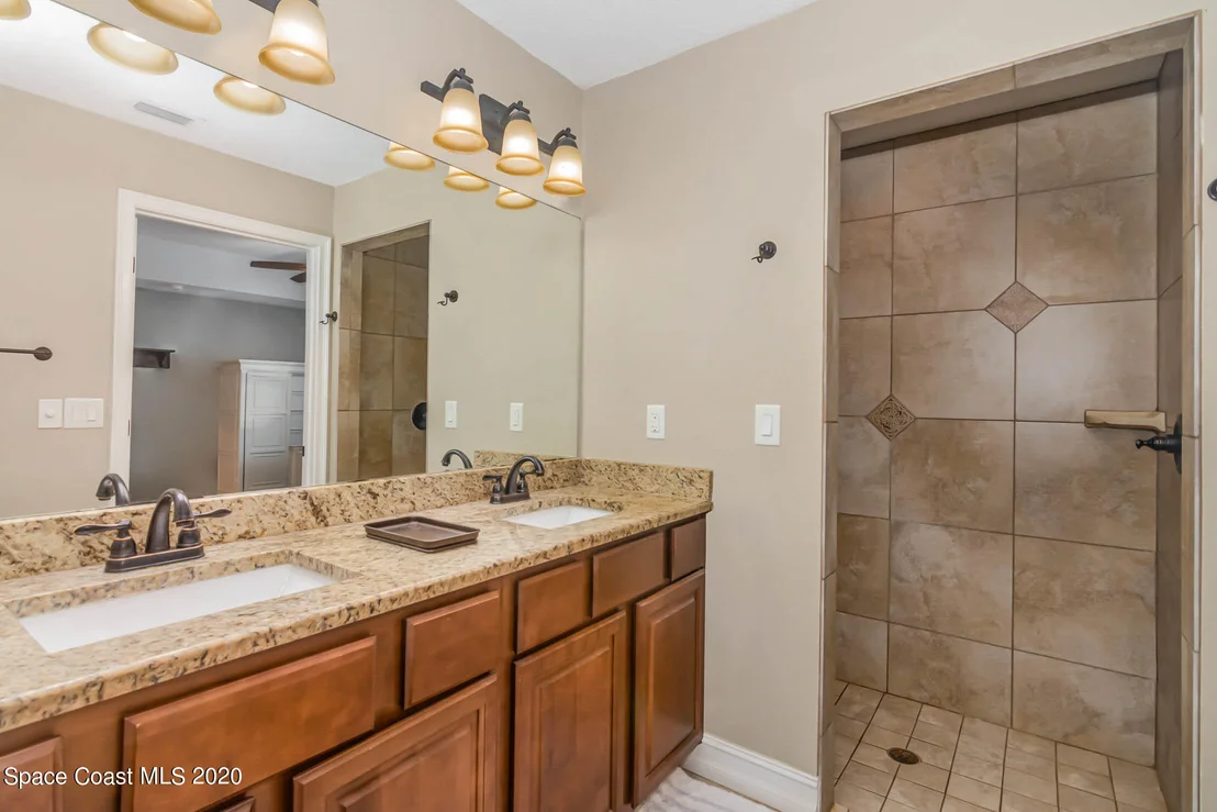 Photo of 3555 Glenn Road