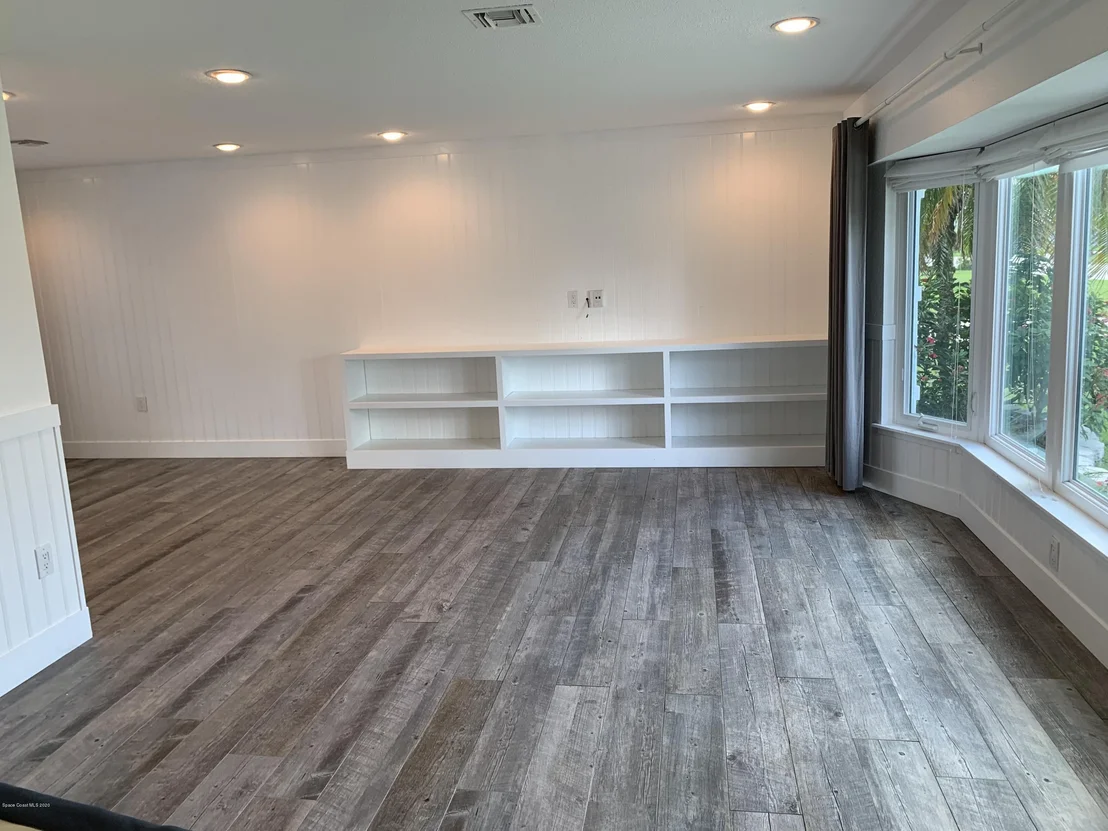 Photo of 4822 Fairview Drive