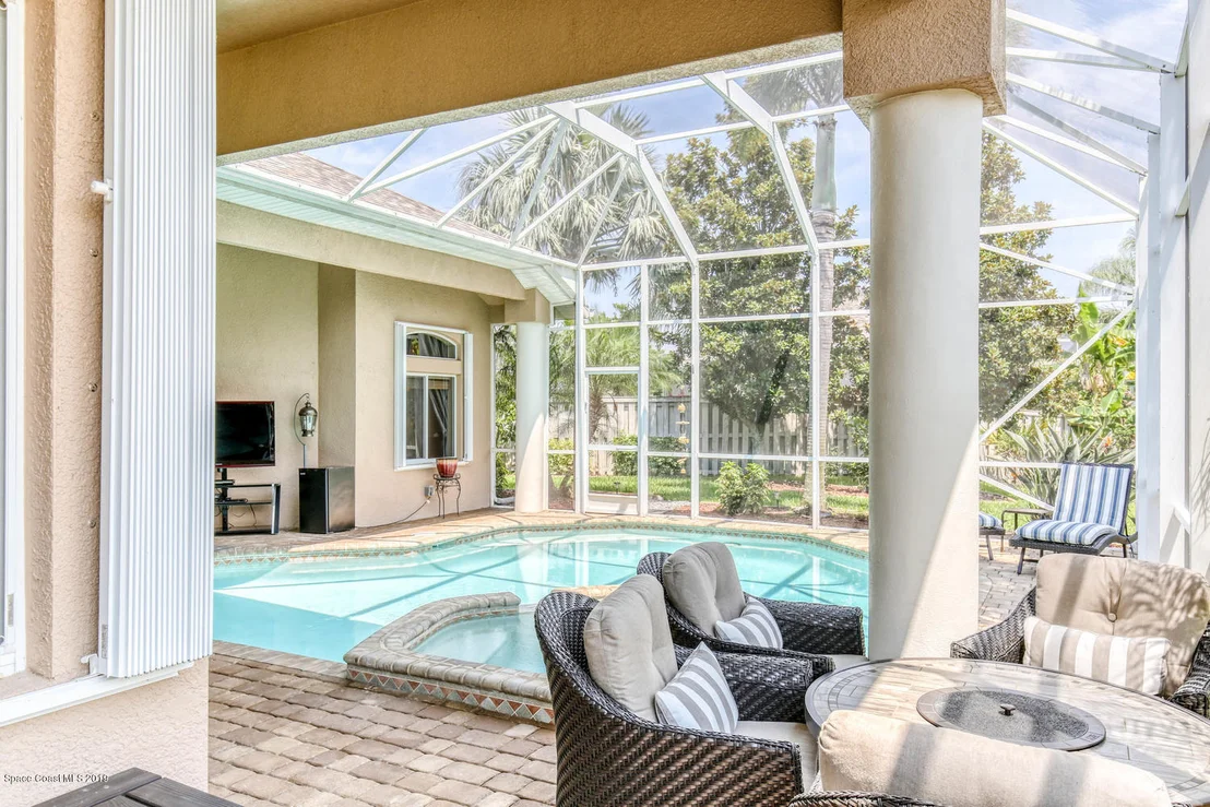 Photo of 979 Warbler Court