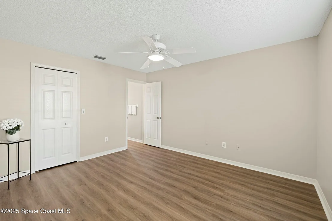 Photo of 6996 Hammock Lakes Drive