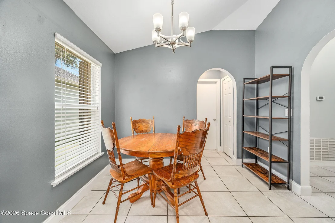 Photo of 1664 Vista Lake Circle