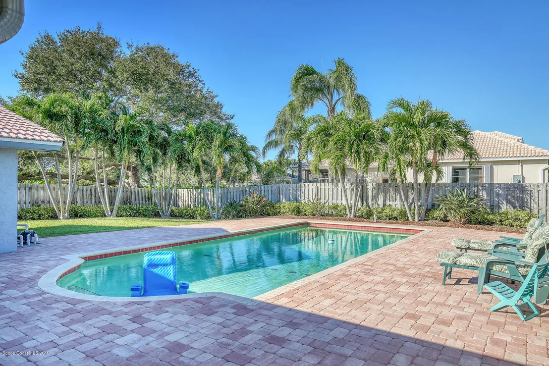 Photo of 480 Red Sail Way