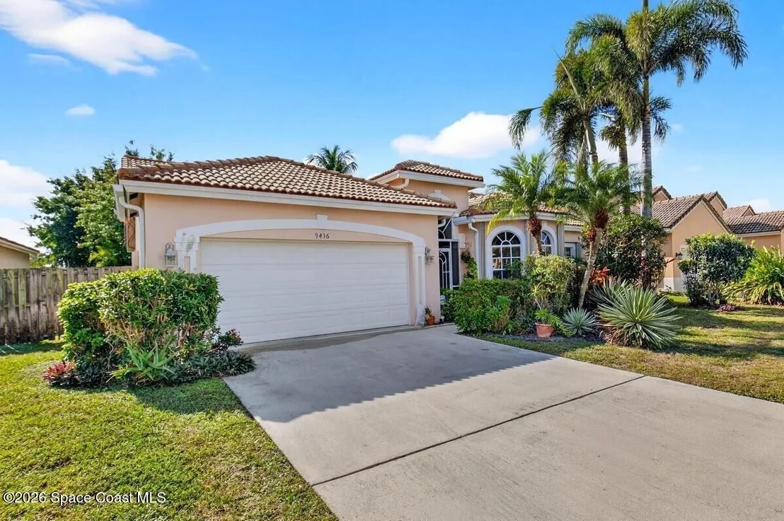 Photo of 9436 Lago Drive