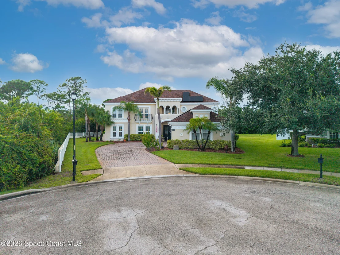 Photo of 1966 Croghan Drive