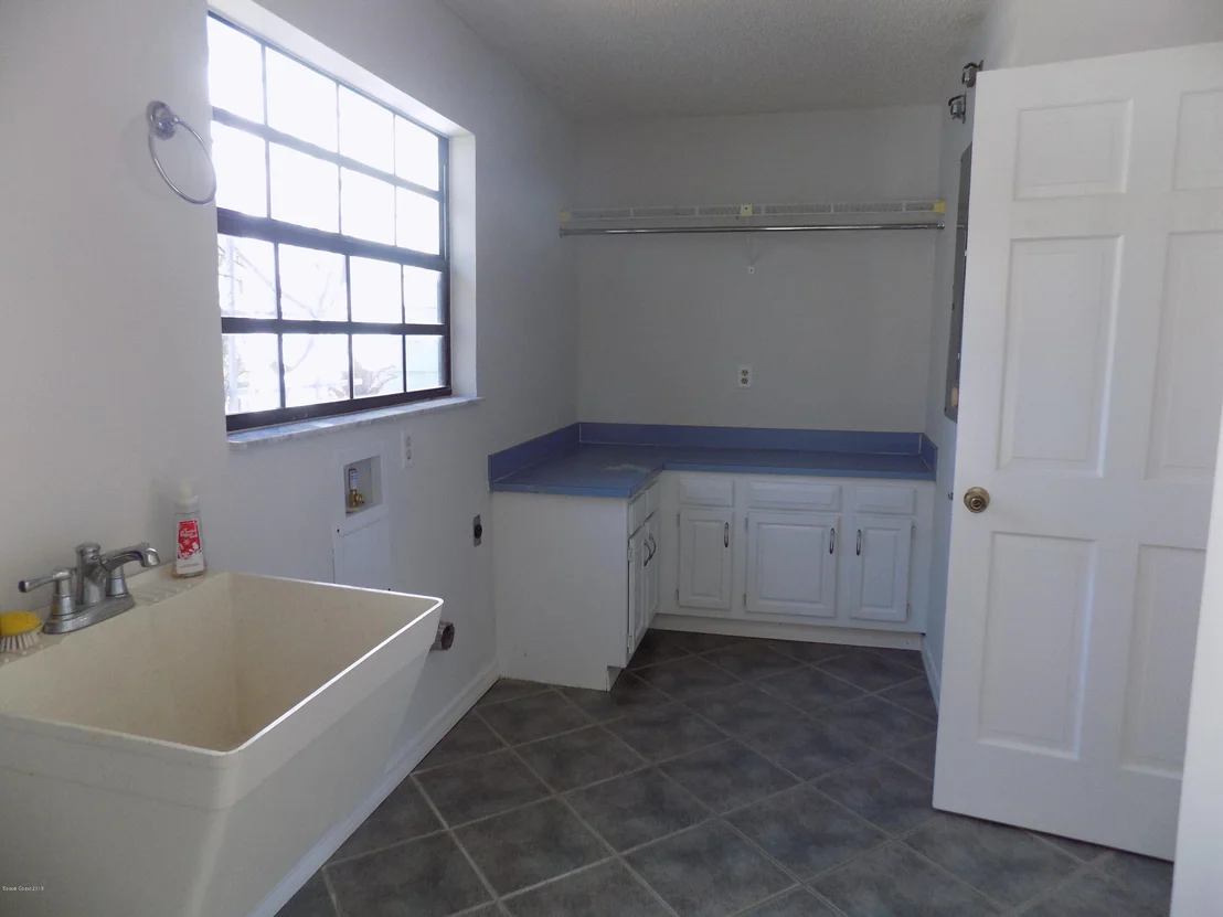 Photo of 970 Bluegrass Lane