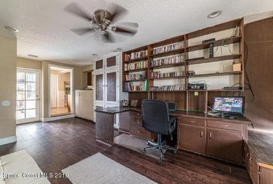 Photo of 601 Edgewood Drive