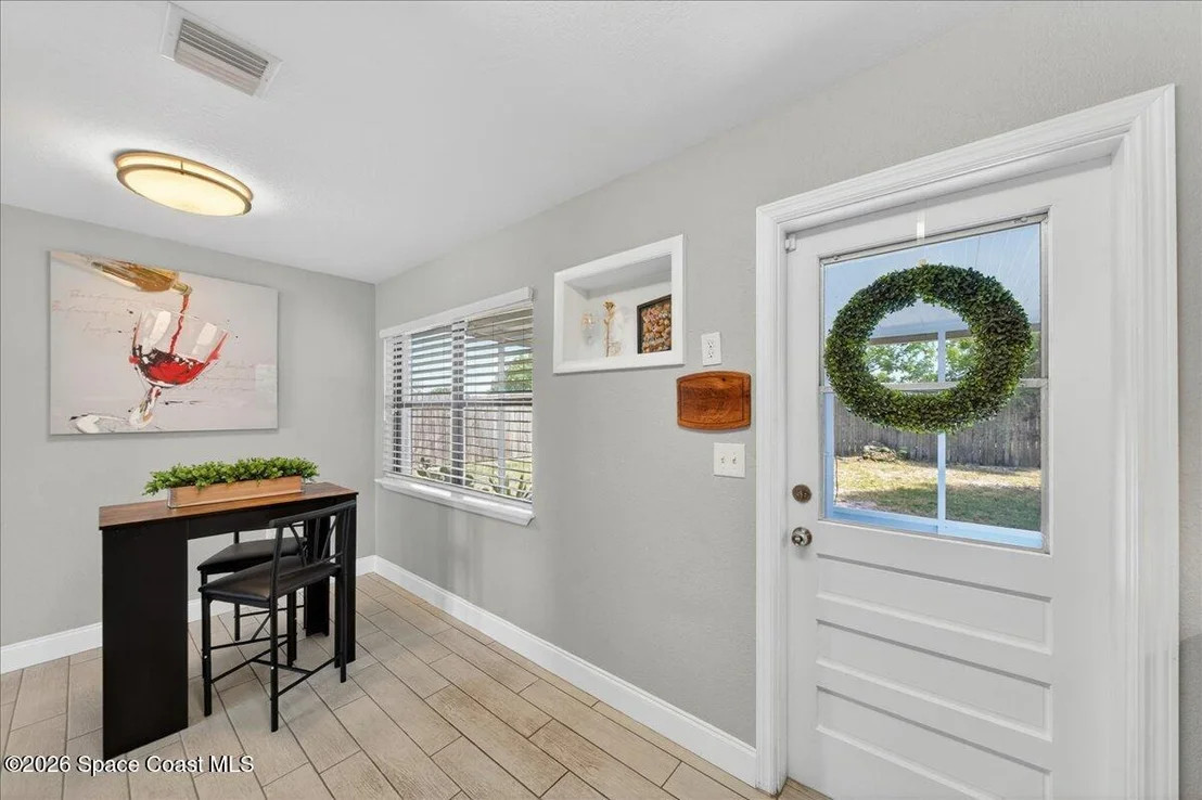 Photo of 2139 Smathers Circle N