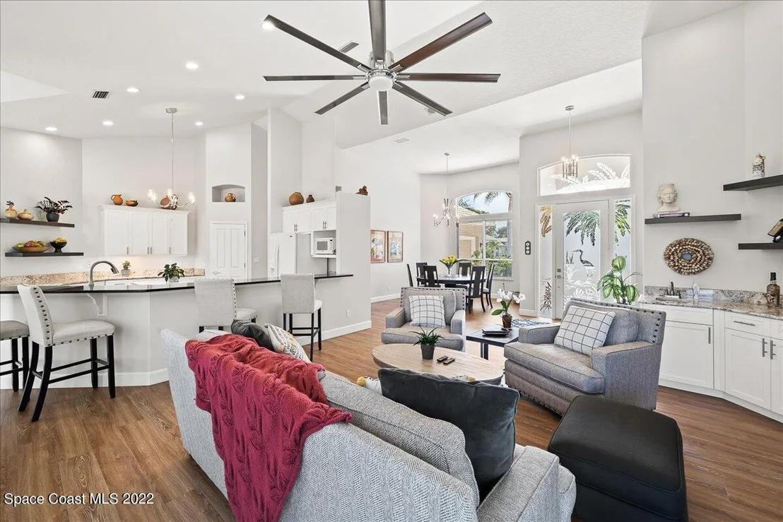 Photo of 302 Sandhurst Drive