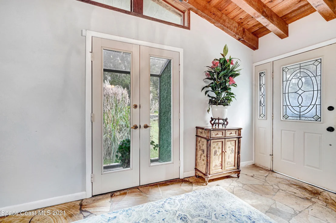 Photo of 2533 Meadow Lane