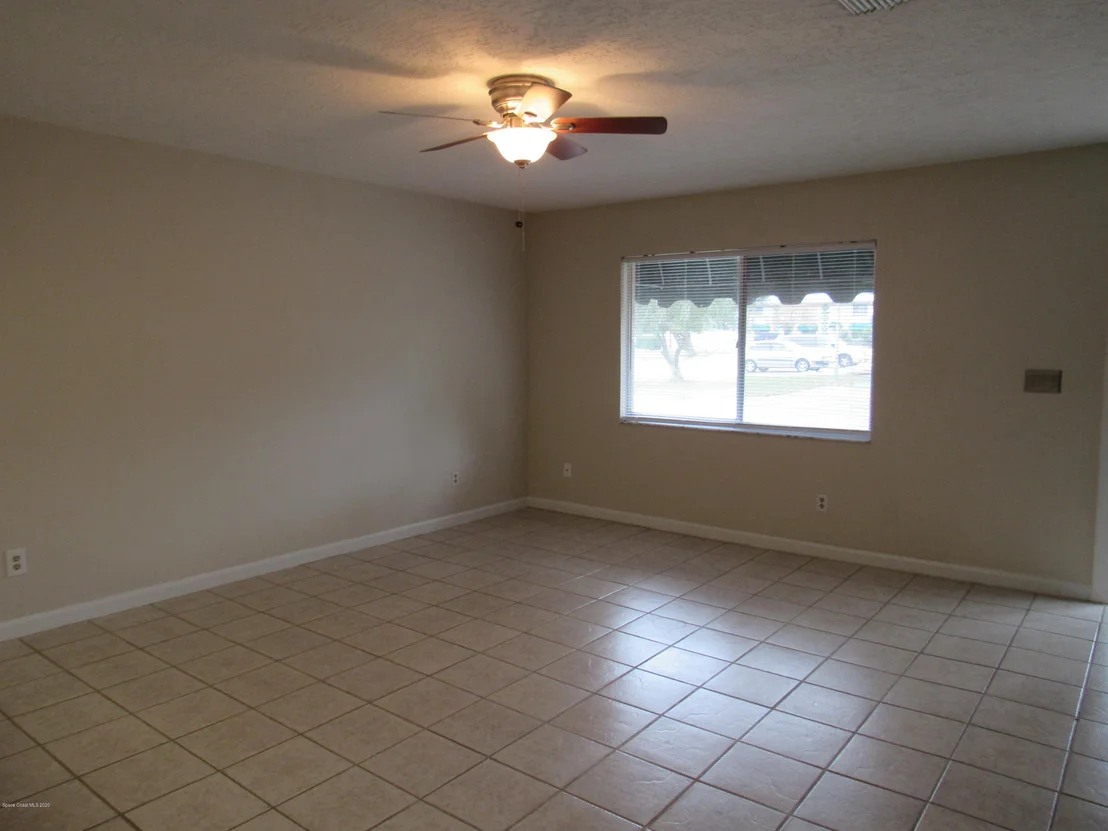 Photo of Unit 39 at 1882 Murrell Road