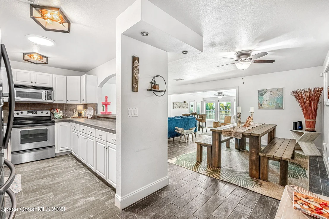 Photo of 102 Deleon Road