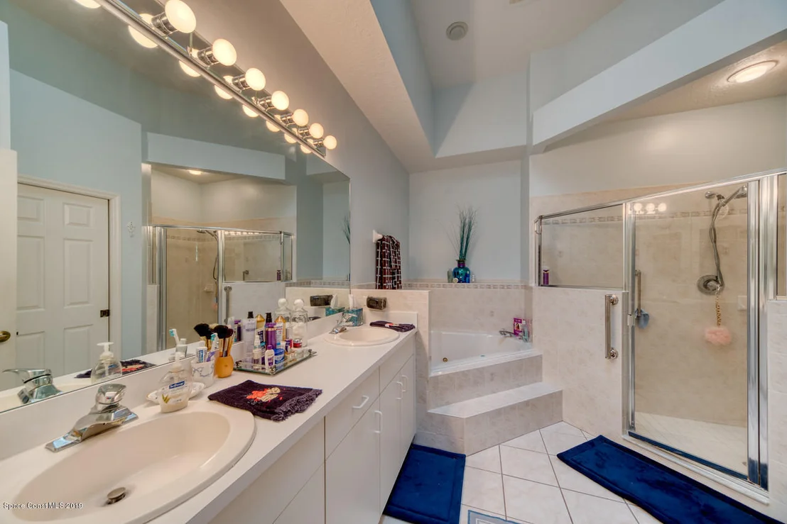 Photo of 527 Willis Way