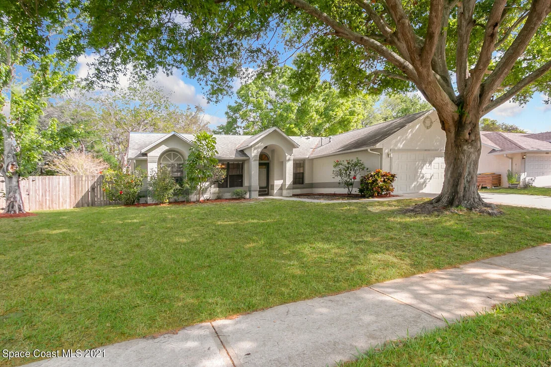 Photo of 4715 Willow Bend Drive