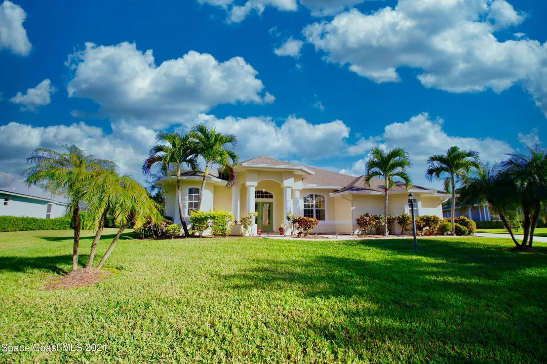 Photo of 6439 53rd Circle