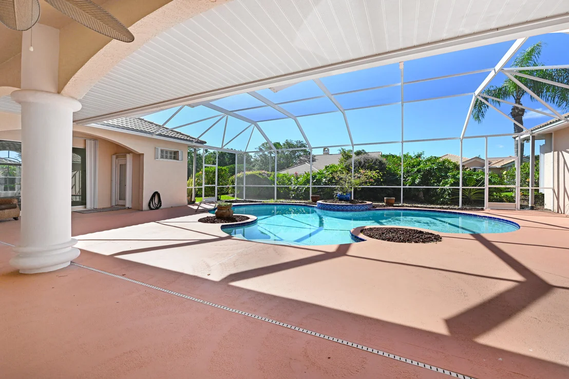 Photo of 1010 Palm Brook Drive