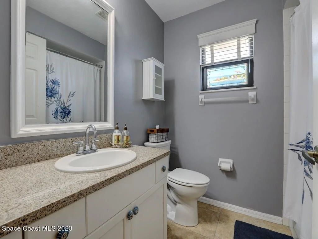 Photo of 9850 Oak