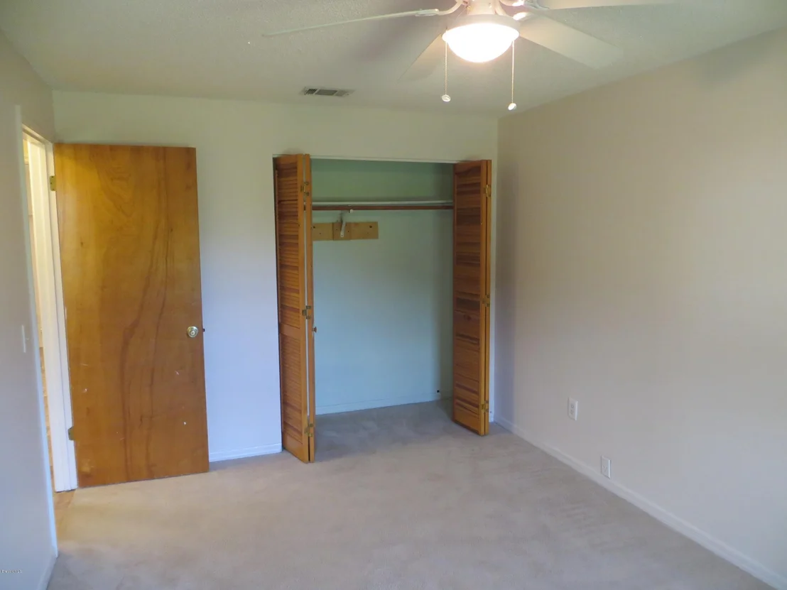 Photo of 947 Pineland Drive