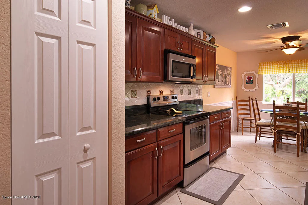 Photo of 4638 56th Lane