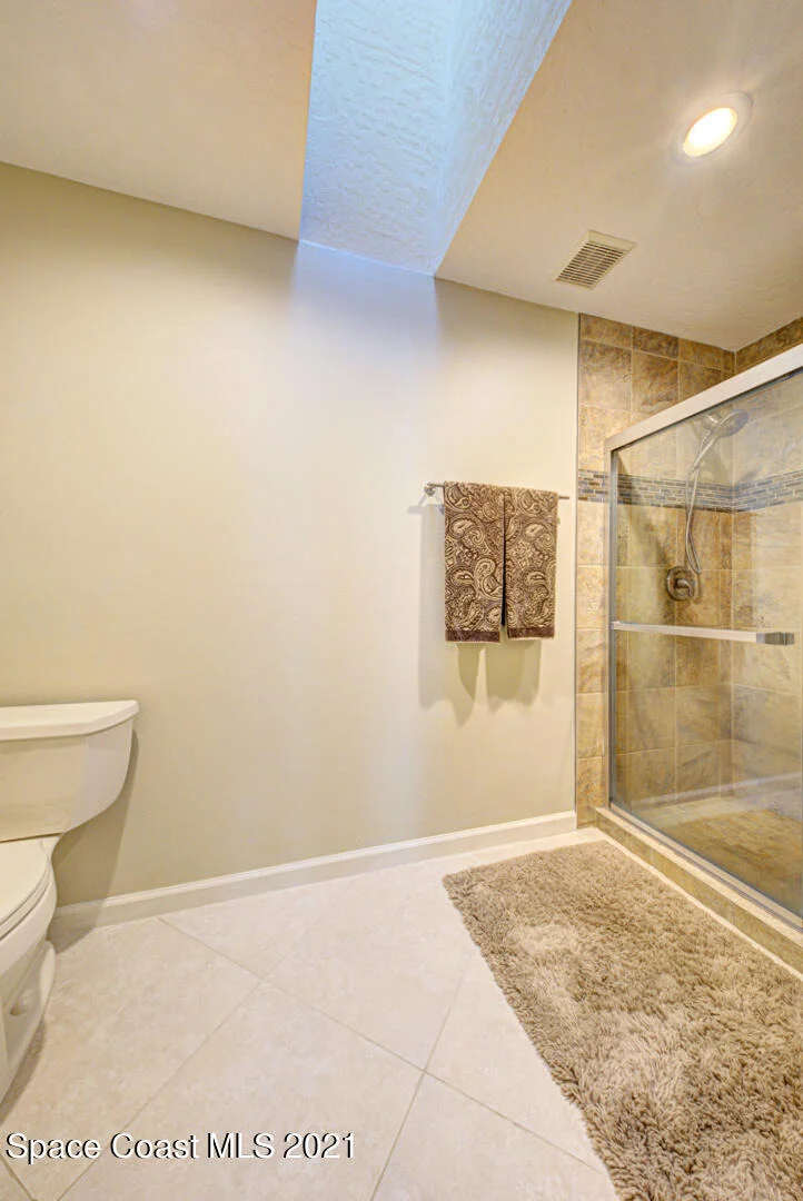 Photo of 873 Ridge Lake Drive