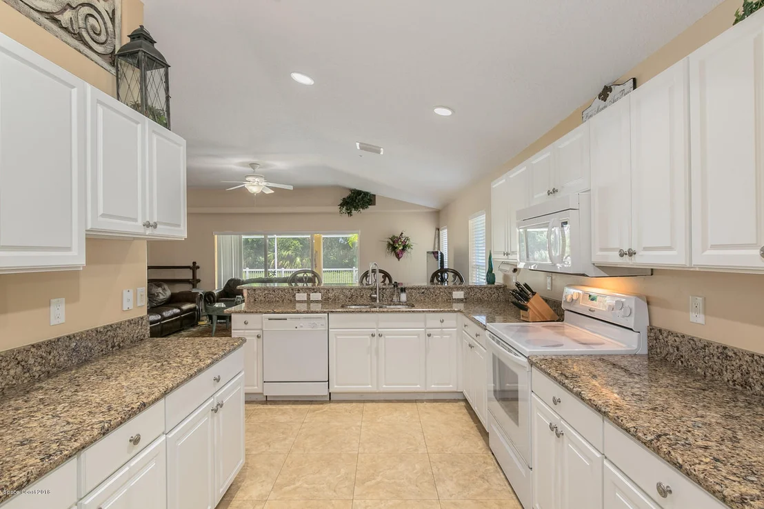 Photo of 2631 Stratford Pointe Drive