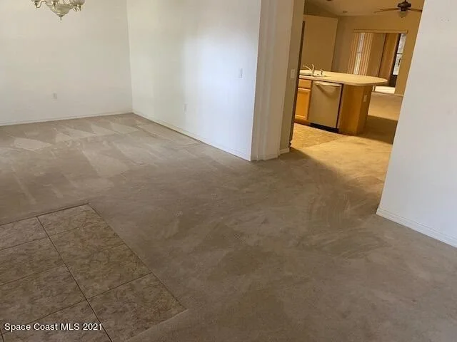 Photo of 787 Seymour Road NE
