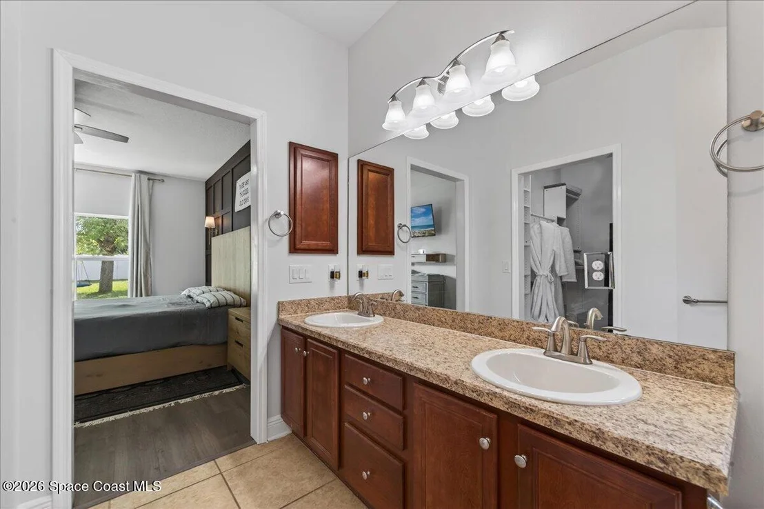 Photo of 1246 Alaqua Way