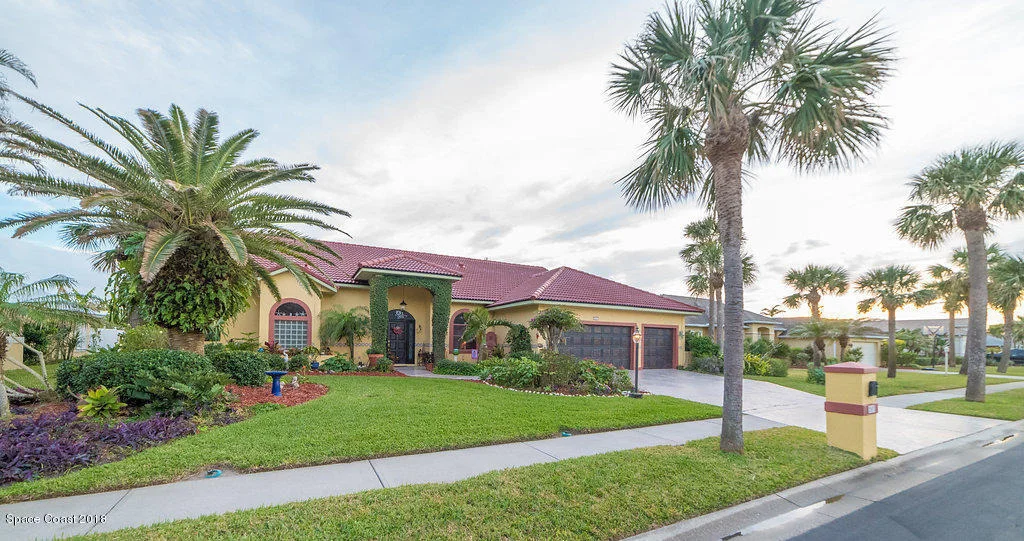 Photo of 207 Ivory Drive