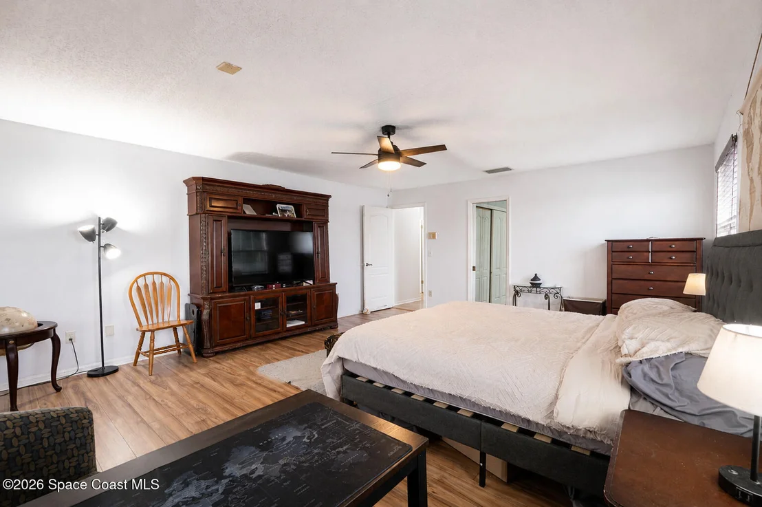Photo of 4165 Heller Road