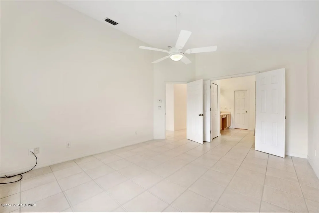 Photo of 902 Shaw Circle